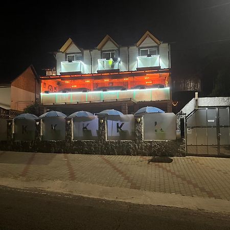 Gasthaus Casa Kugler อานีนา ภายนอก รูปภาพ