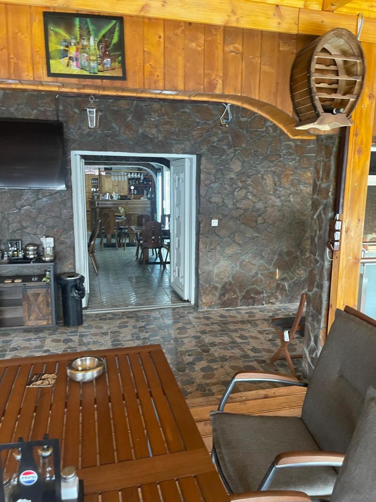 Gasthaus Casa Kugler อานีนา ภายนอก รูปภาพ
